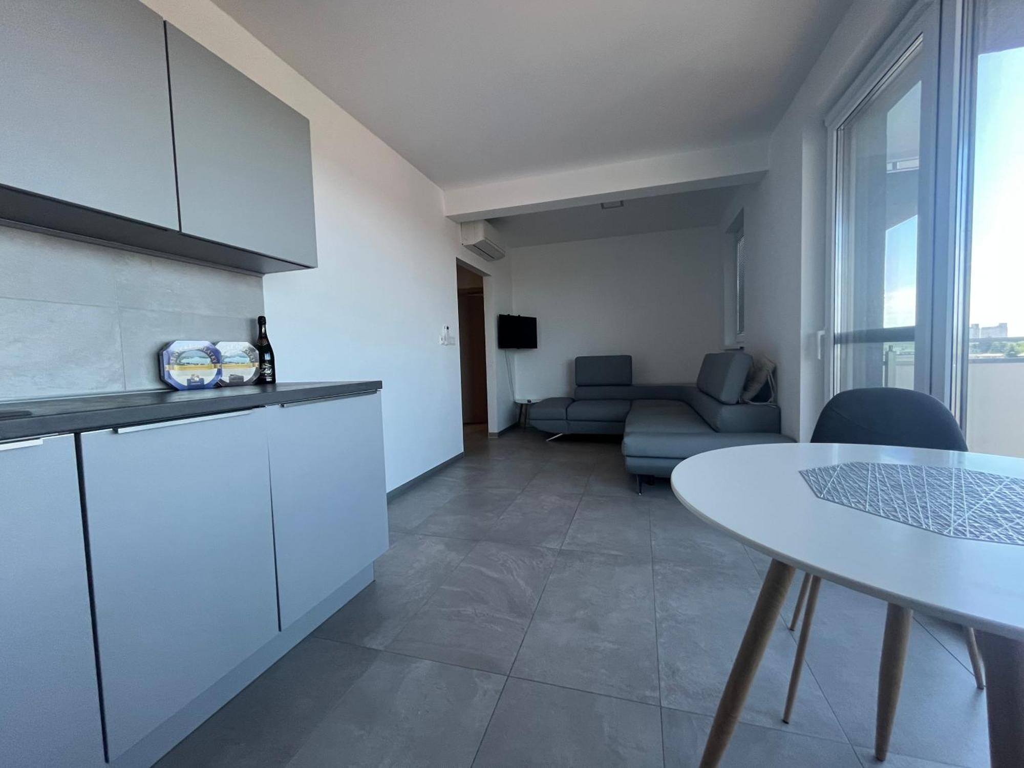 Apartment Sun Lakes - Sever Senec Luaran gambar